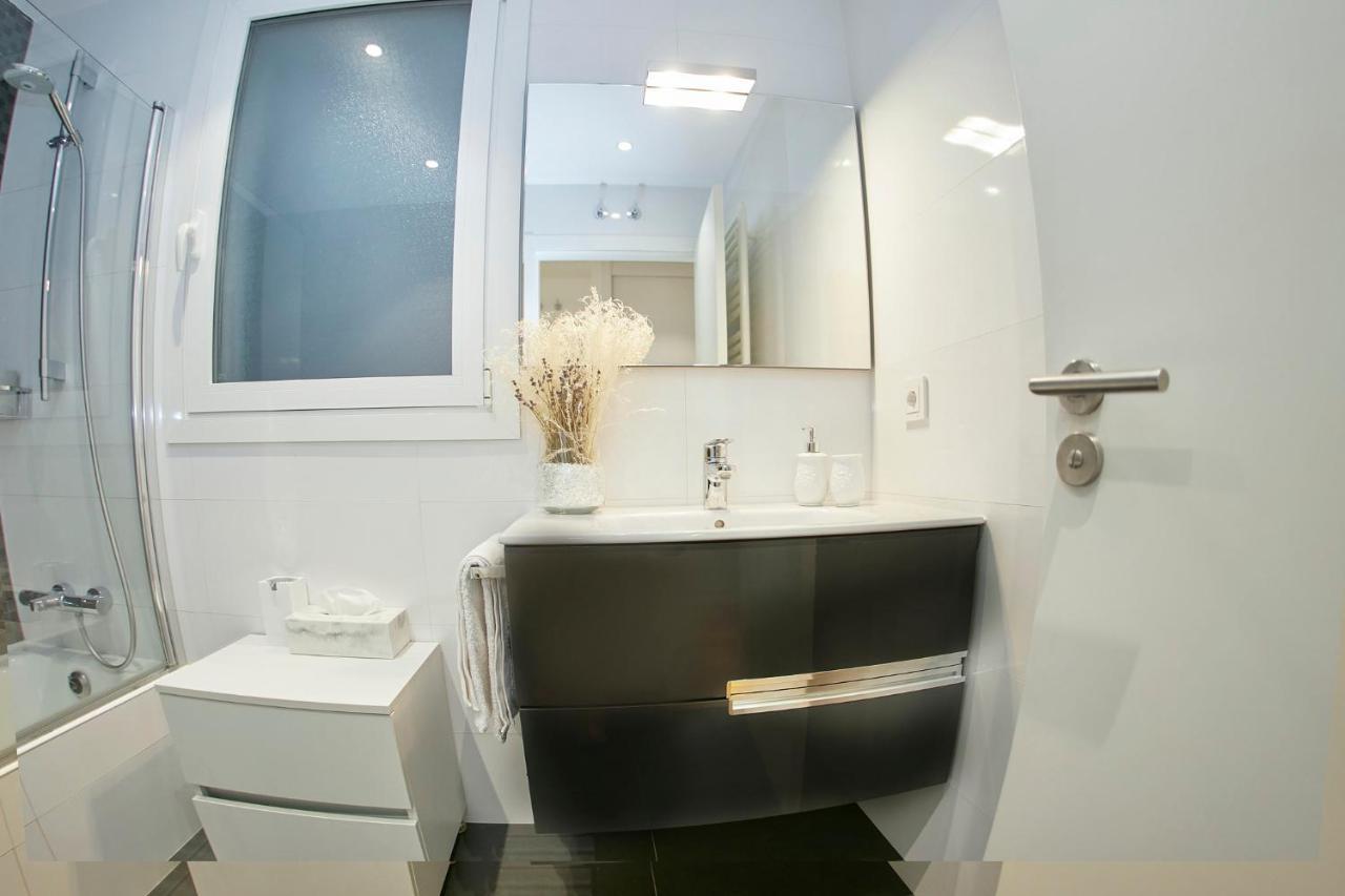 Donosti Deluxe By Luxe San Sebastian Apartment Bagian luar foto